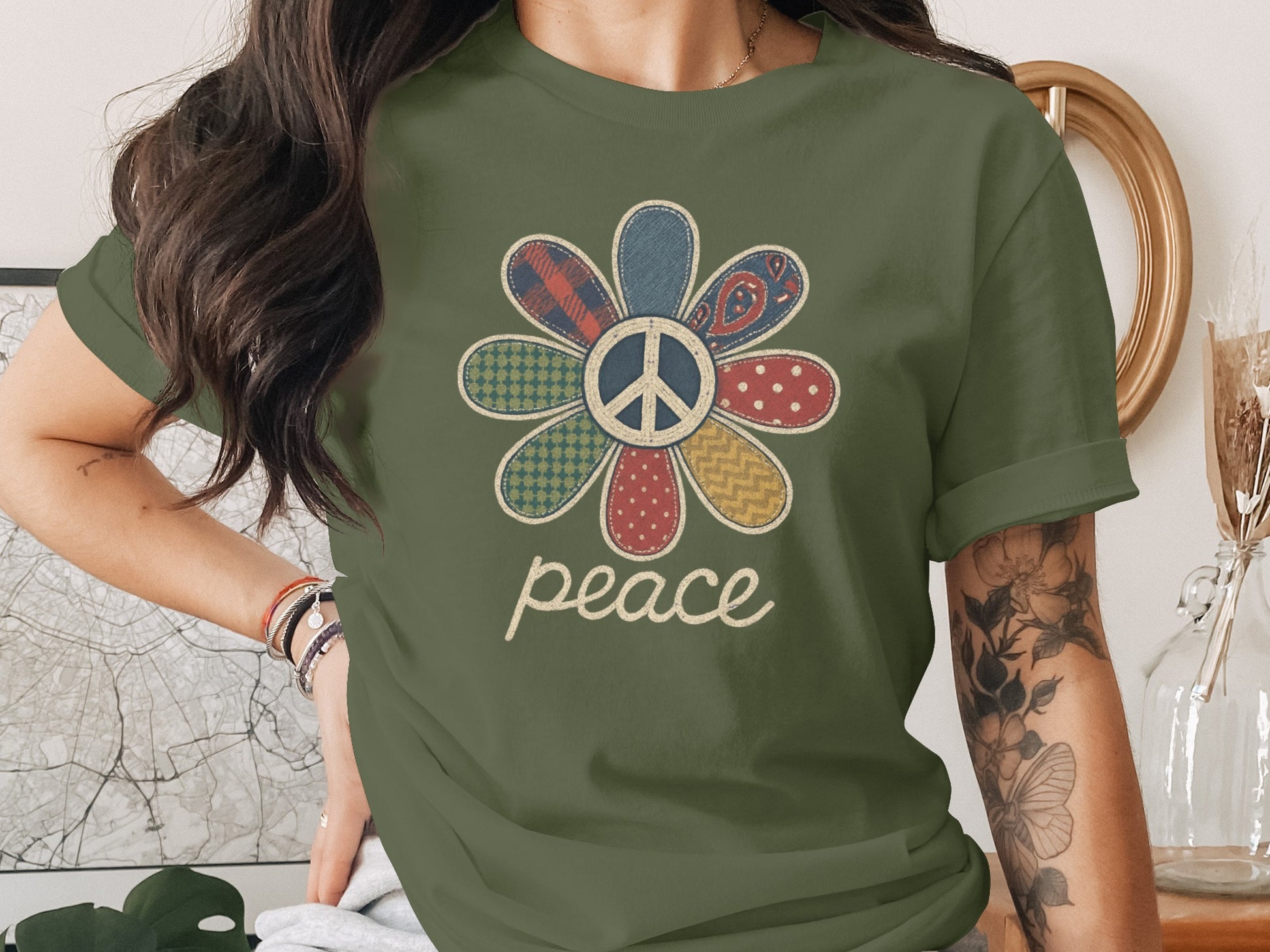 Peace Sign Flower Graphic T-Shirt Casual Wear product