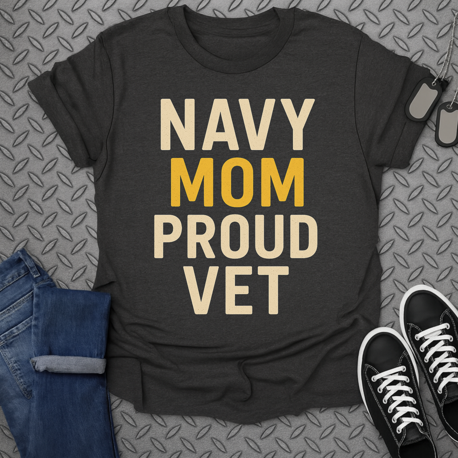 Navy Mom Proud Vet Graphic Unisex T-Shirt Product